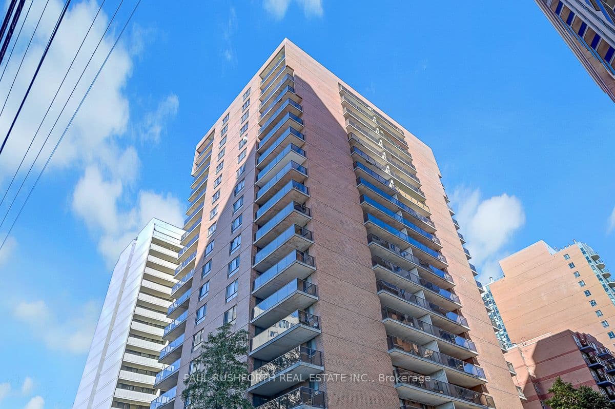 Unit 1703 475 Laurier Avenue photo 1