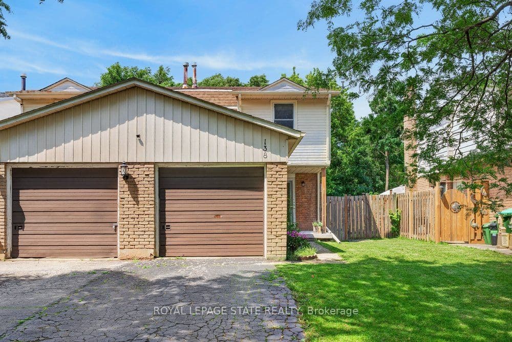 138 Memorial Avenue photo 1