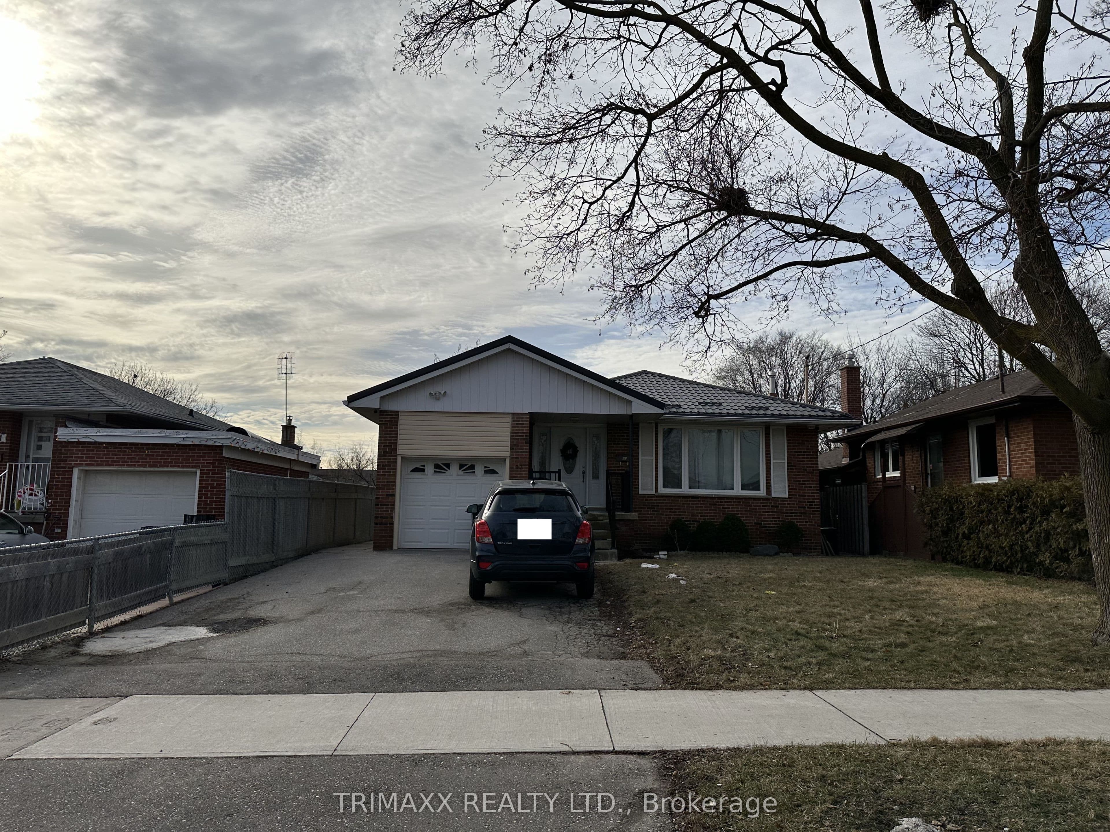 Unit BSMT 93 Jeffcoat Drive photo 1