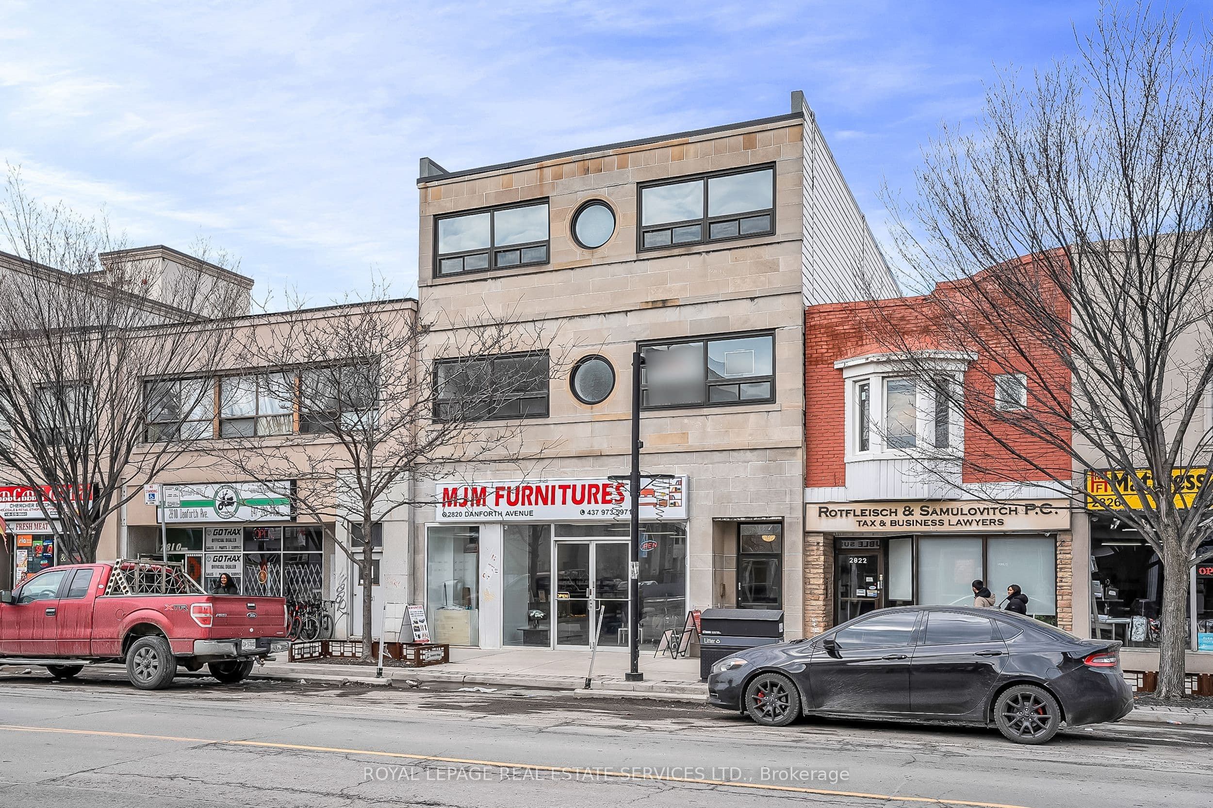 Unit 301 2820 Danforth Avenue photo 1