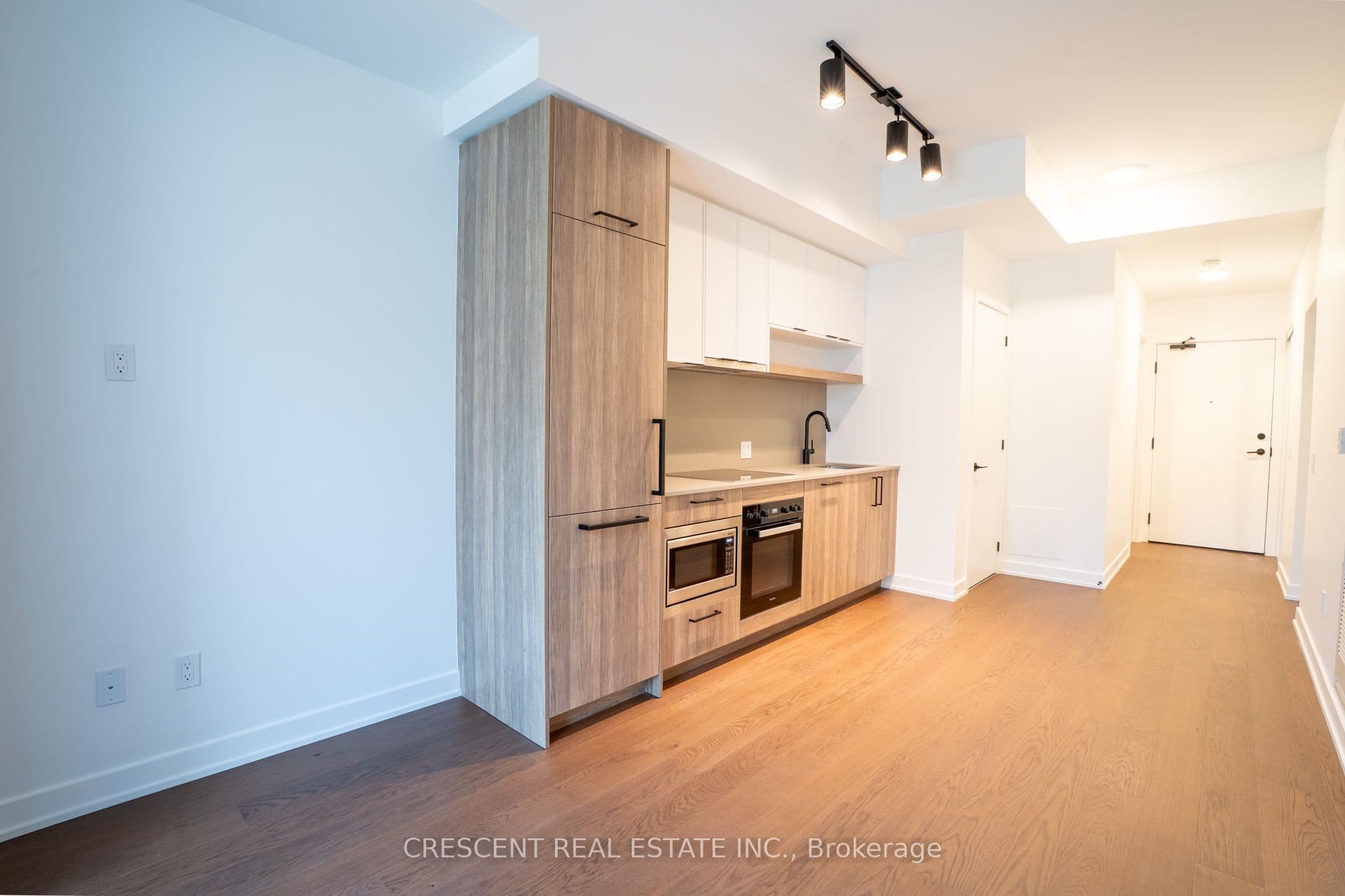 Unit 201 91 Montclair Avenue photo 1