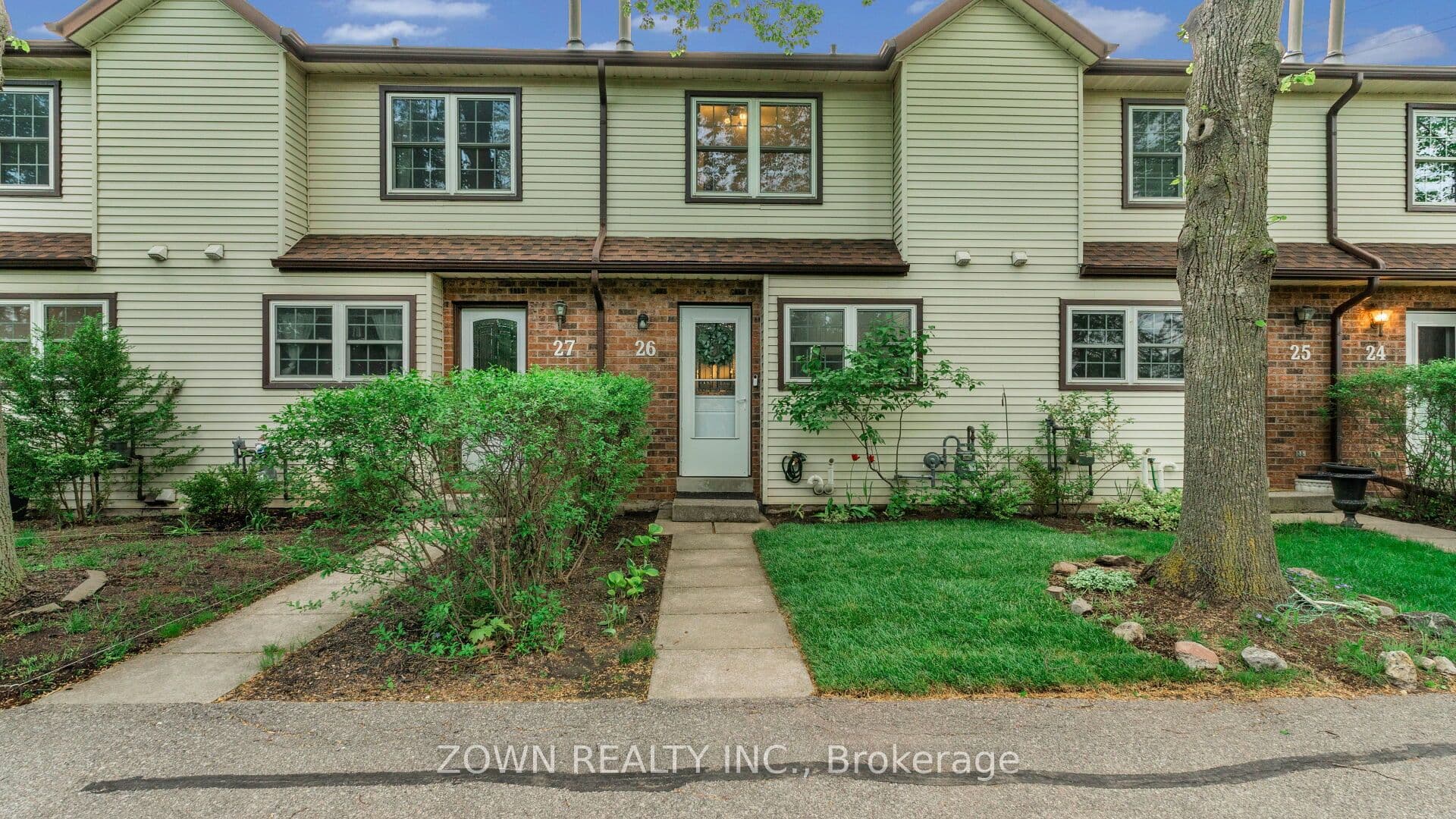 Unit 26 2065 Amherst Heights Court photo 1
