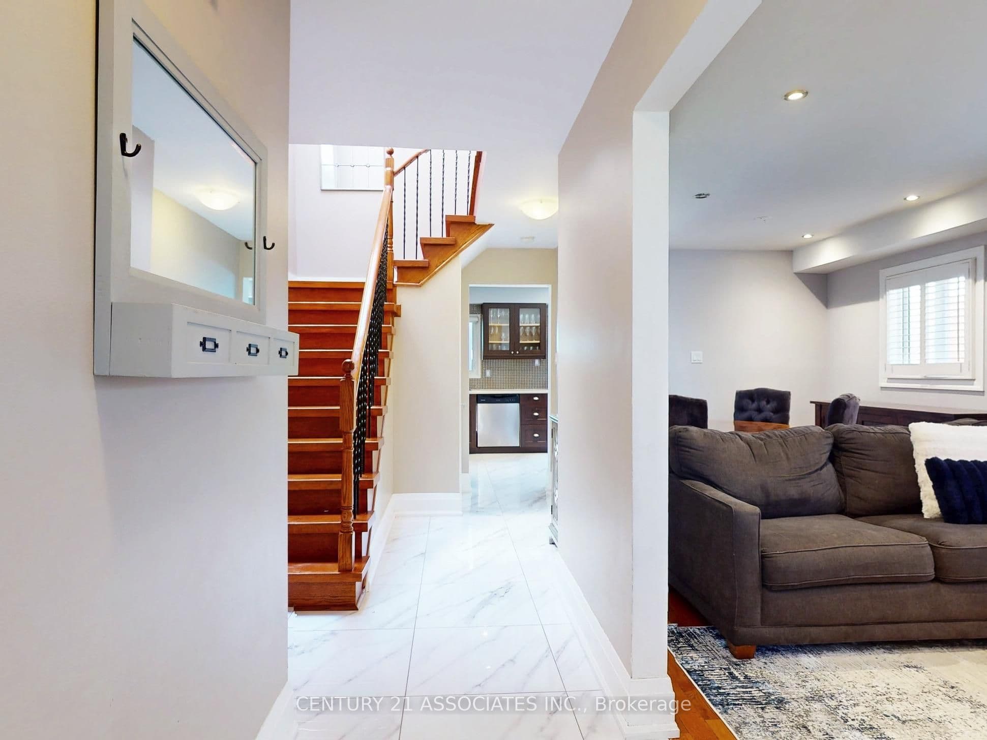 80 Stephensen Court photo 1