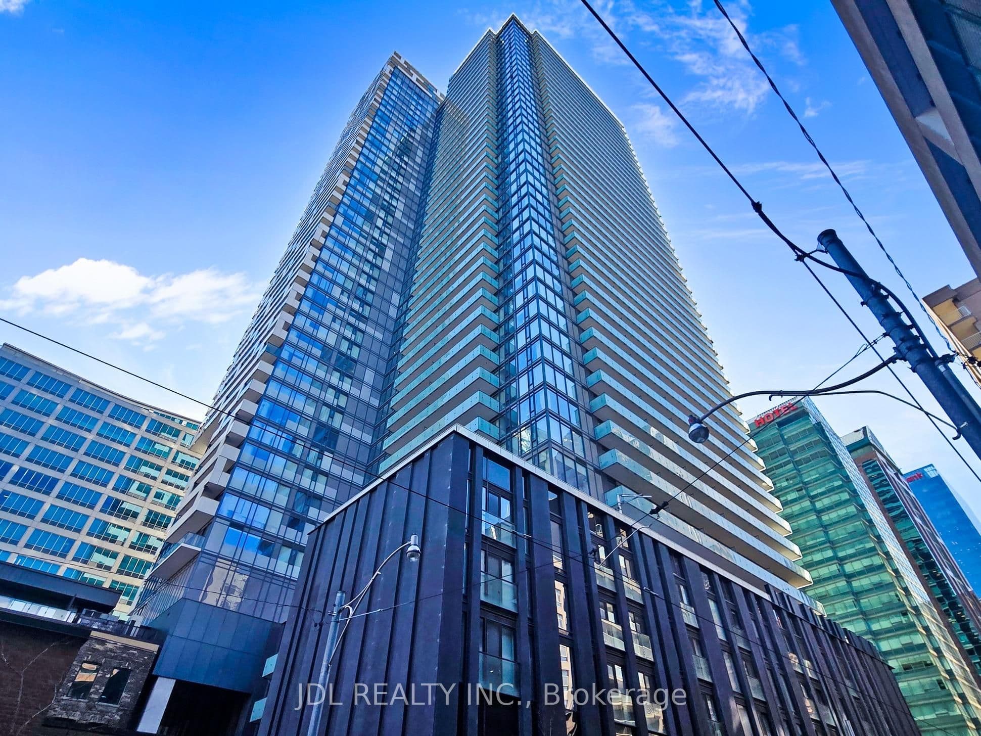 Unit 1702 25 Richmond Street photo 1