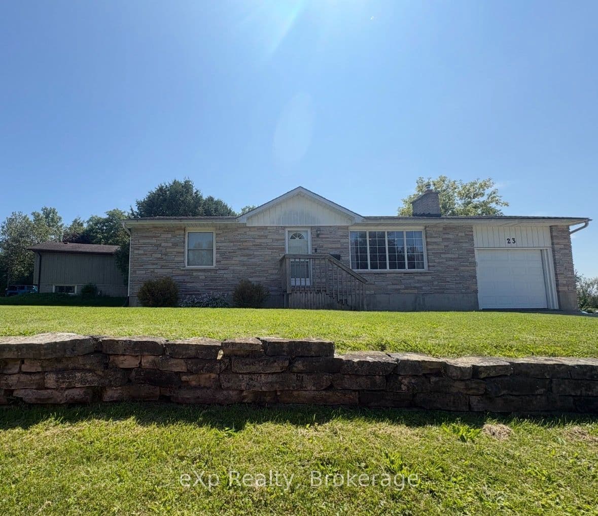 23 Valleyside Drive photo 1