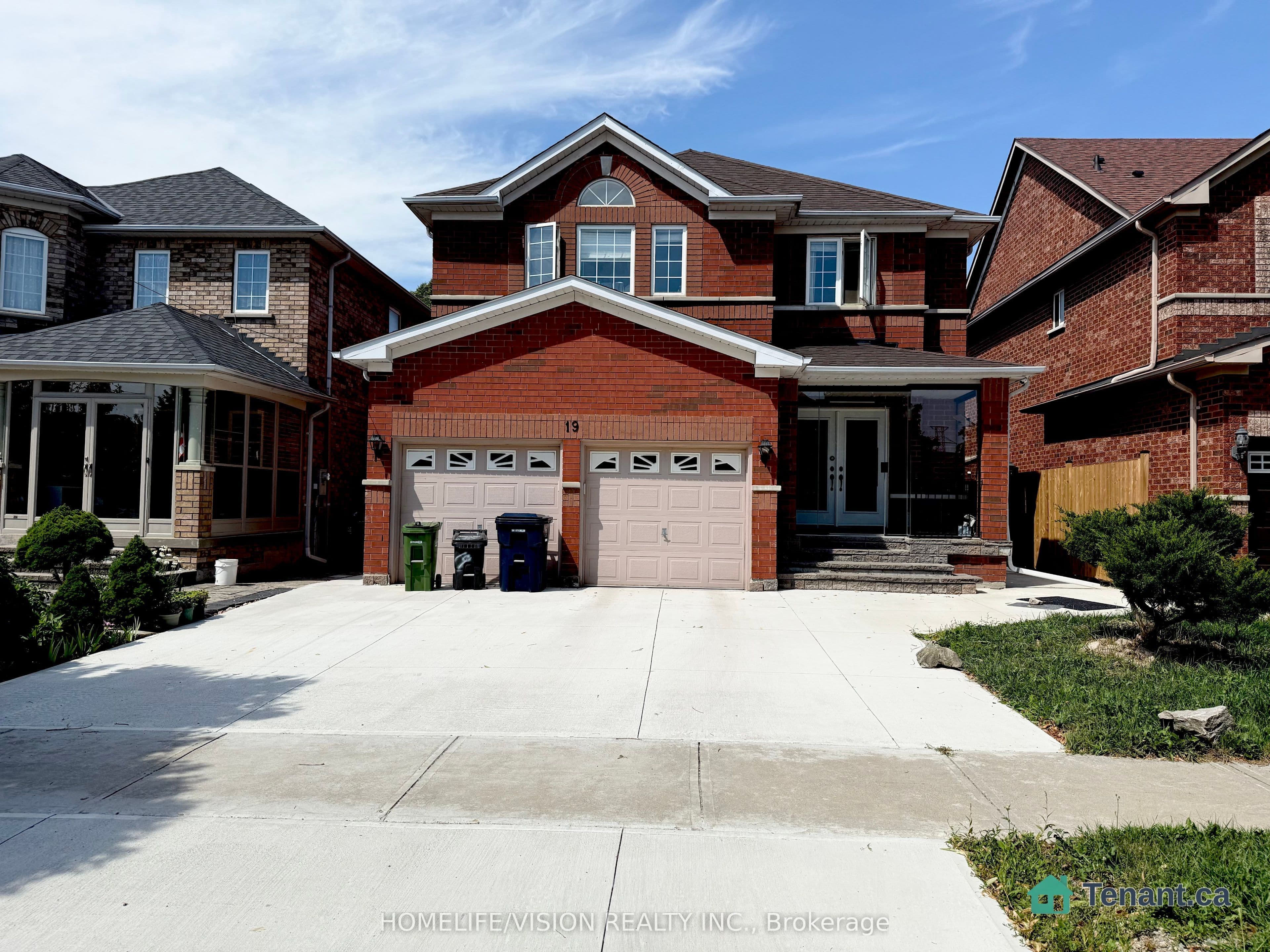 Unit bsmt 19 Candlebrook Crescent photo 1