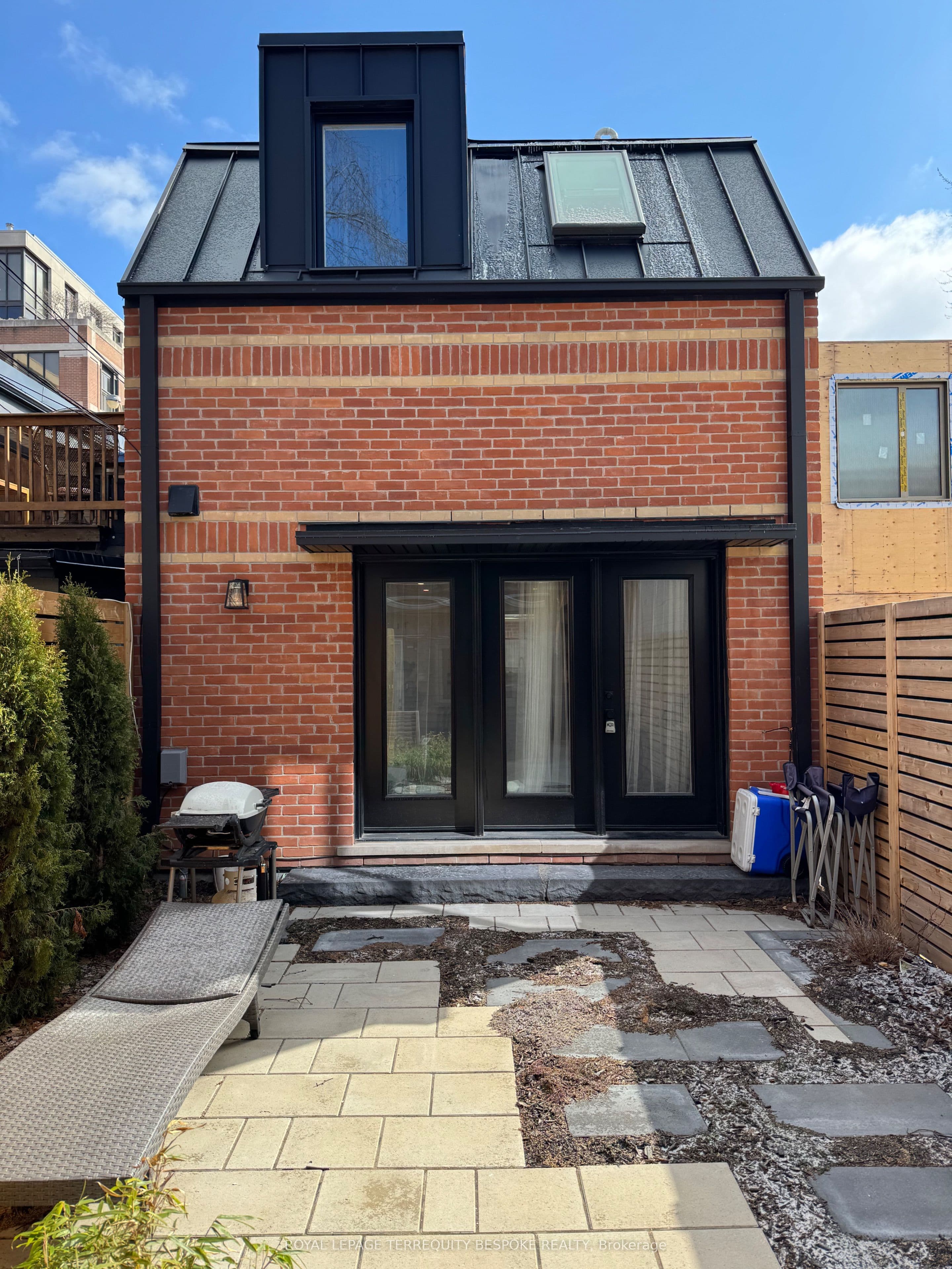 Unit Laneway 363 Euclid Avenue photo 1