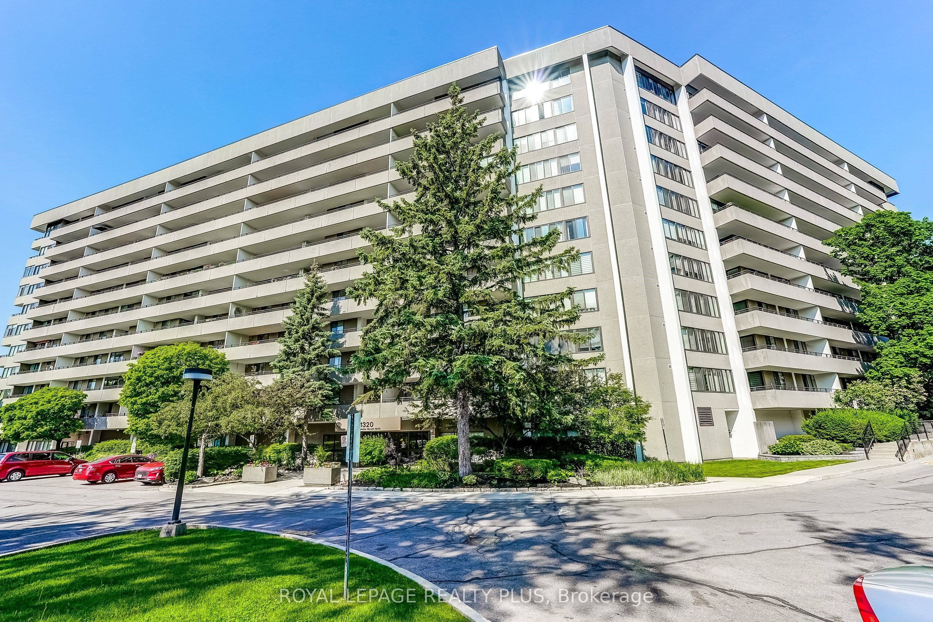 Unit 906 1320 Mississauga Valley Boulevard photo 1
