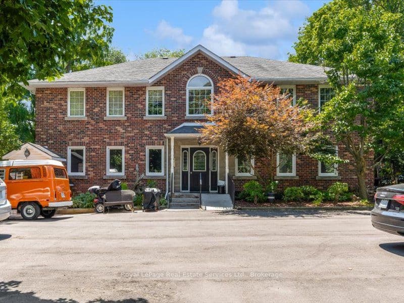 81 Hamilton Street photo 1