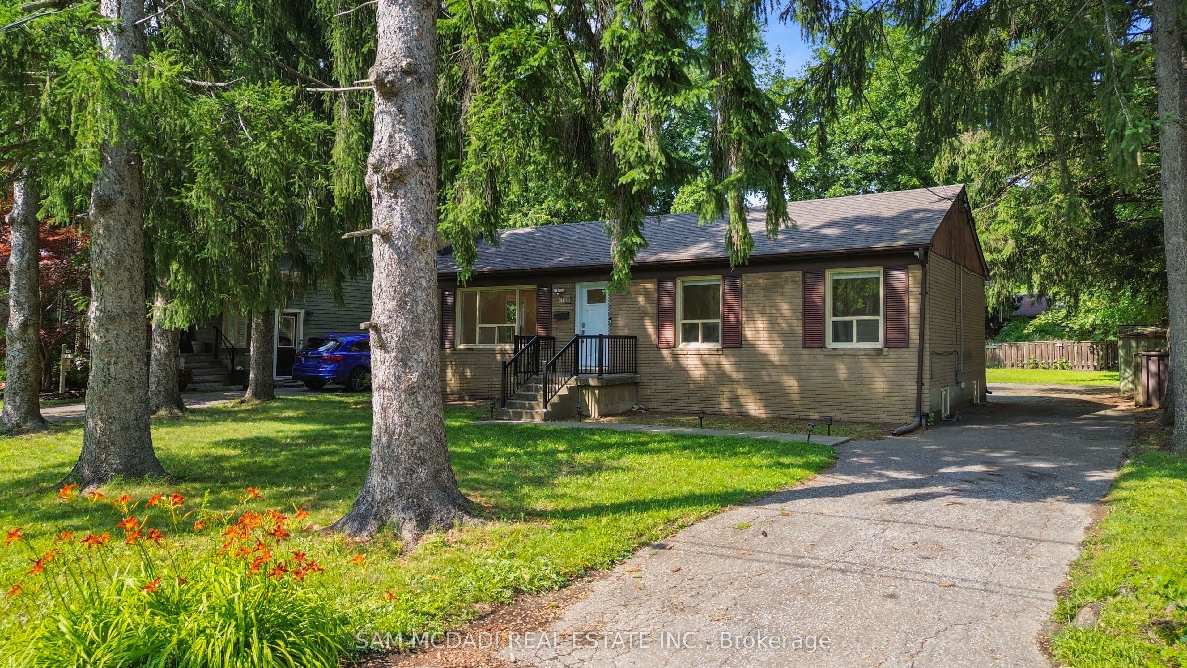 1153 Mona Road photo 1