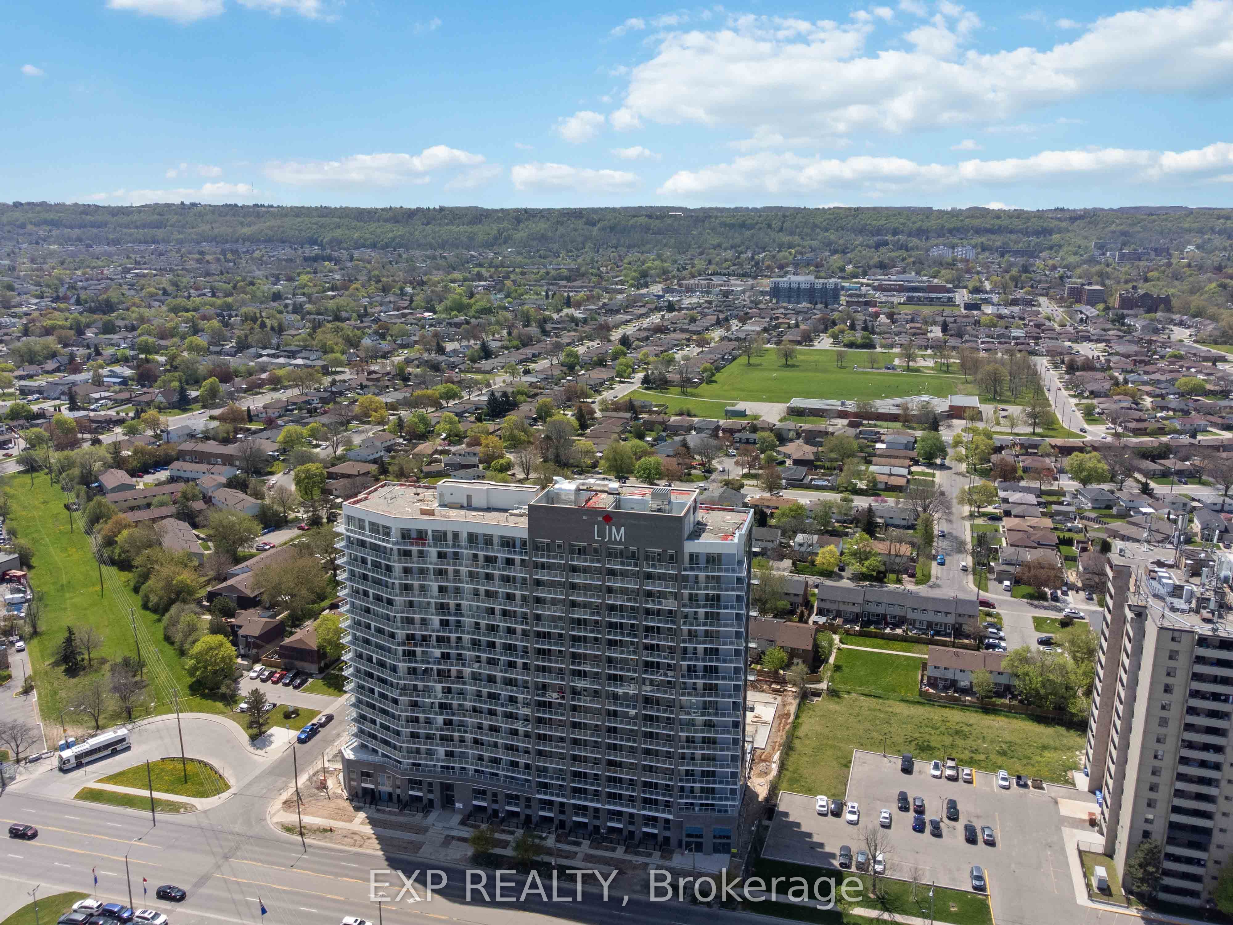 Unit 1115 2782 Barton Street photo 1
