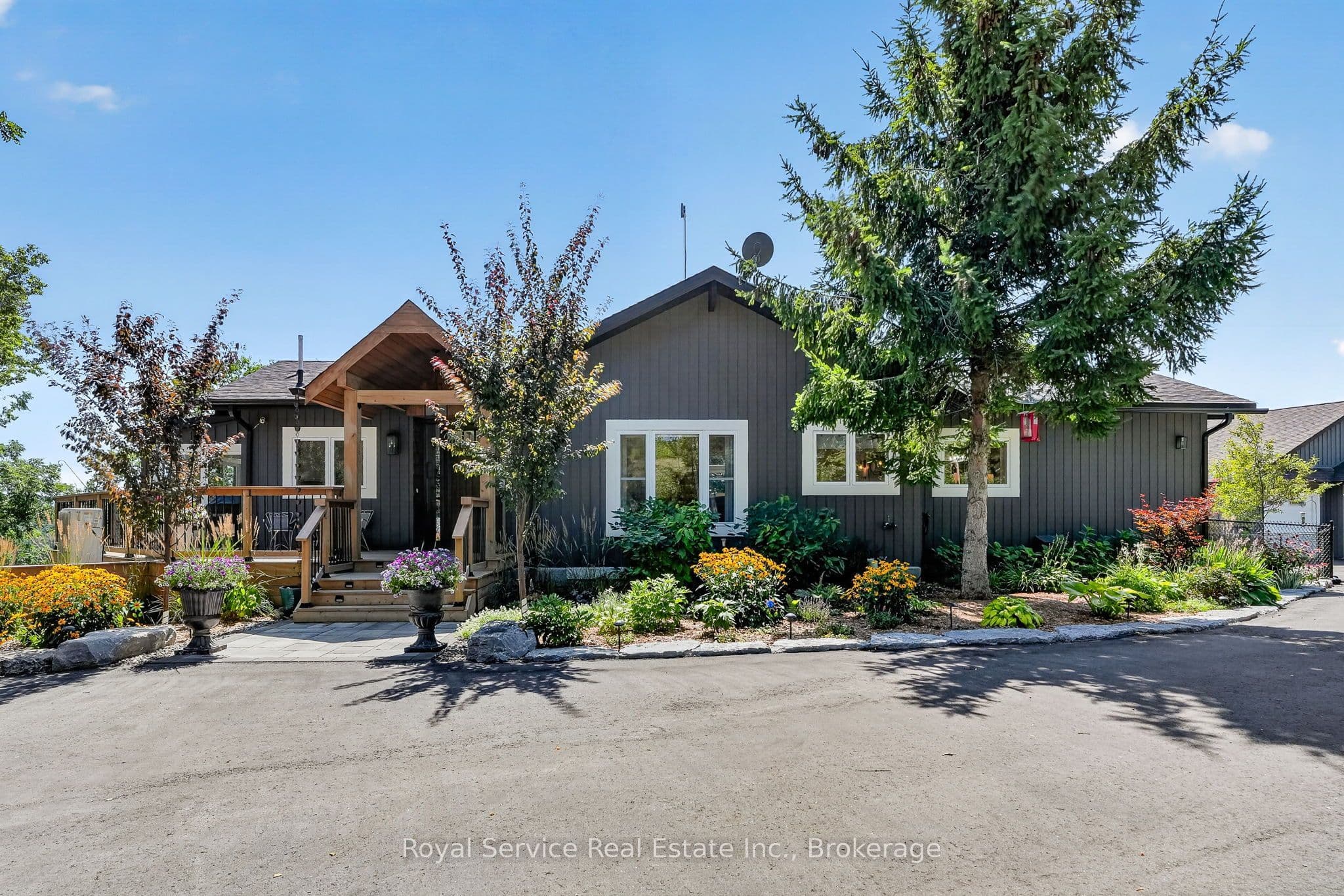4374 Morton Road photo 1