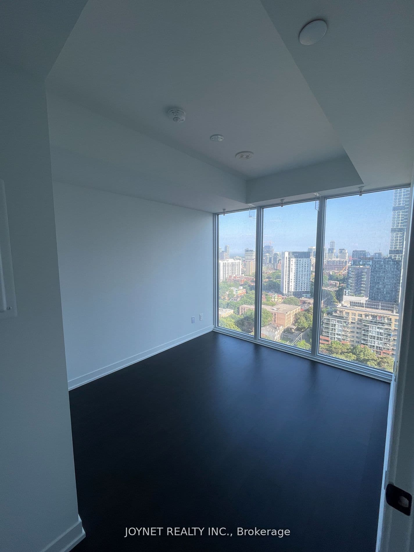 Unit 2216 319 Jarvis Street photo 1