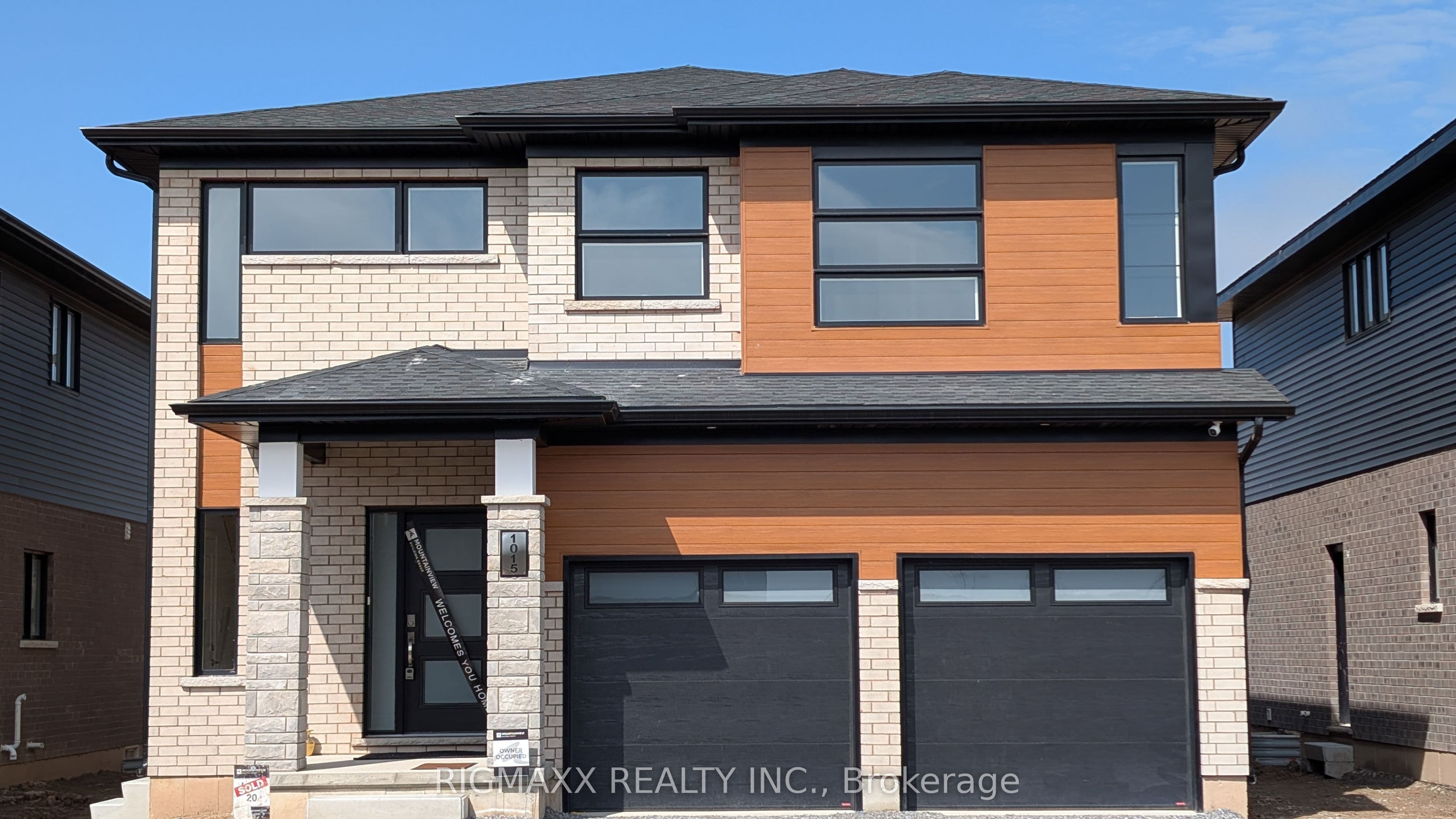 1015 Alliston Avenue photo 1