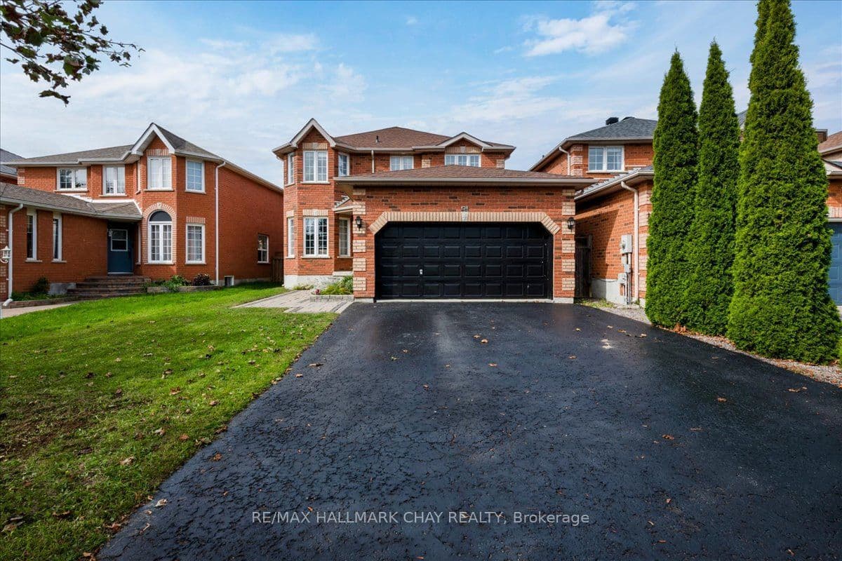 18 Bear Creek Drive photo 1