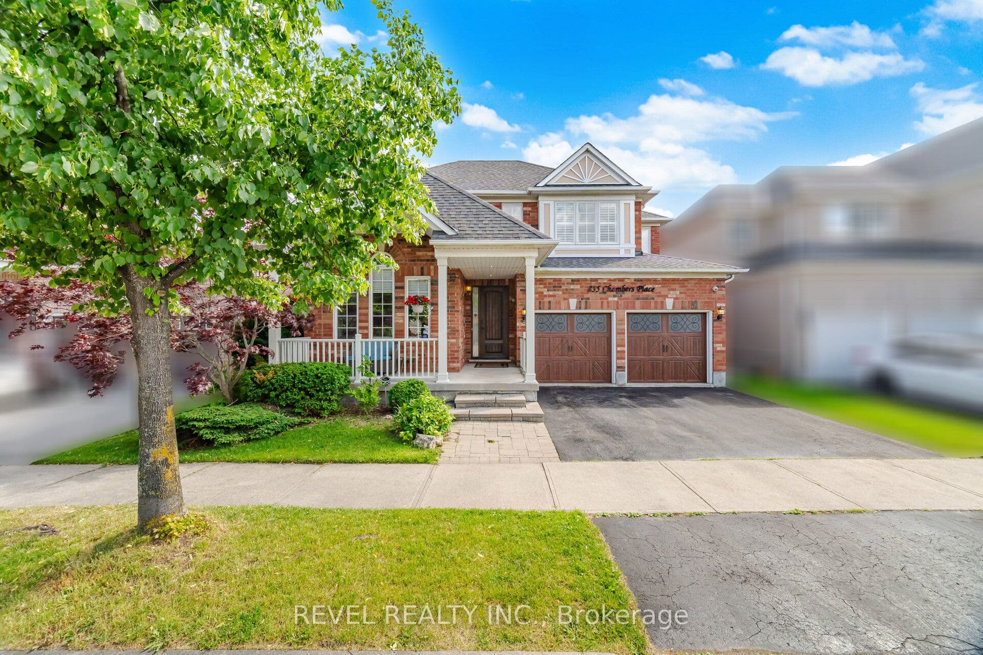 835 Chambers Place photo 1