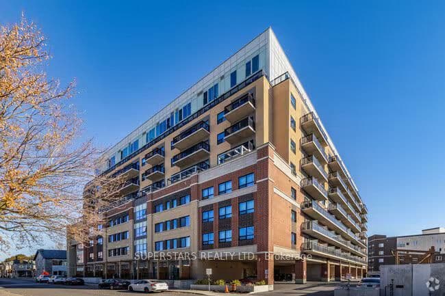 Unit 1012 652 Princess Street photo 1