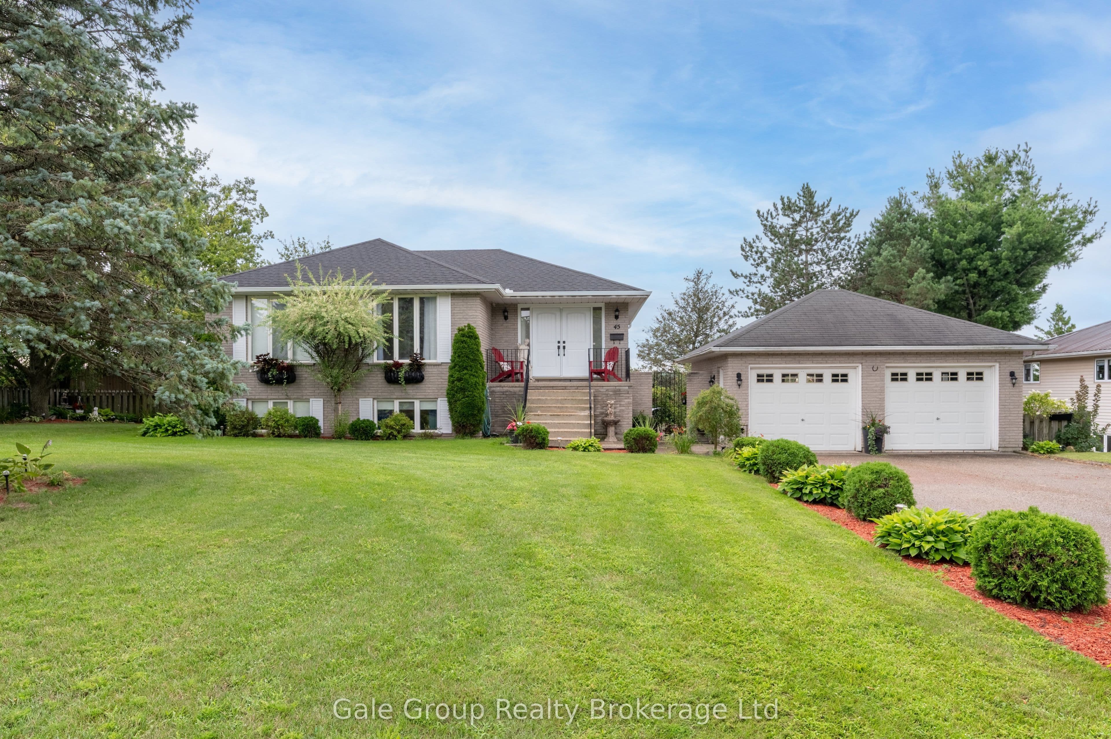 9090 Plank Road photo 1