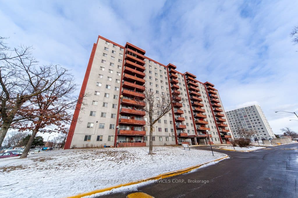 Unit 402 50 Lotherton Pathway photo 1