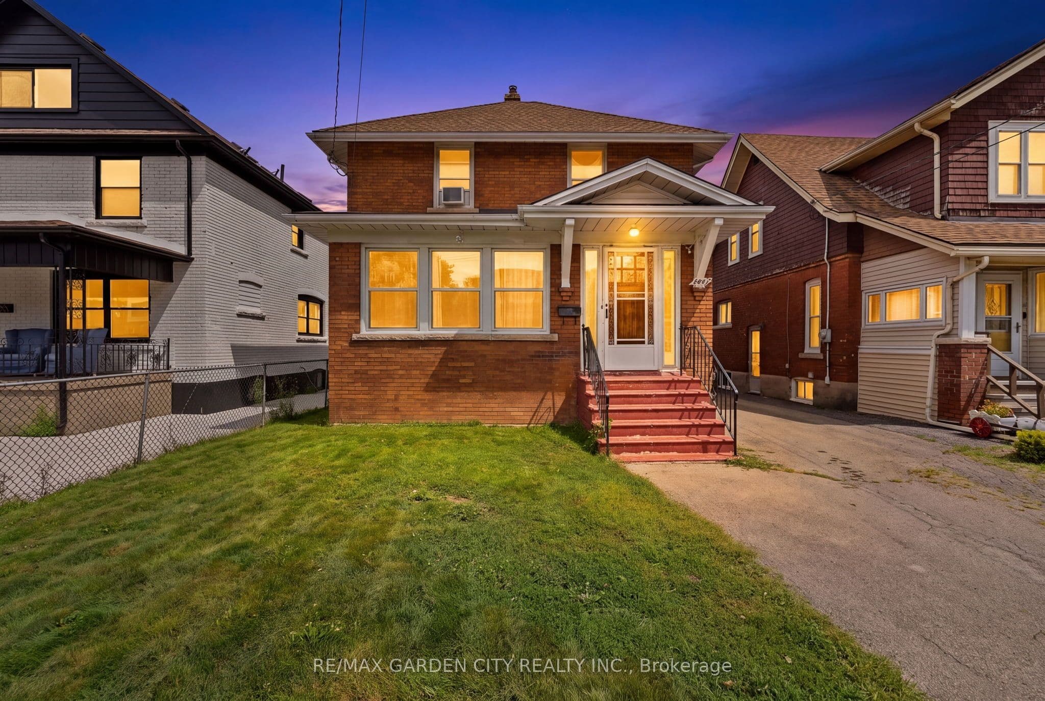 4842 Fourth Avenue photo 1