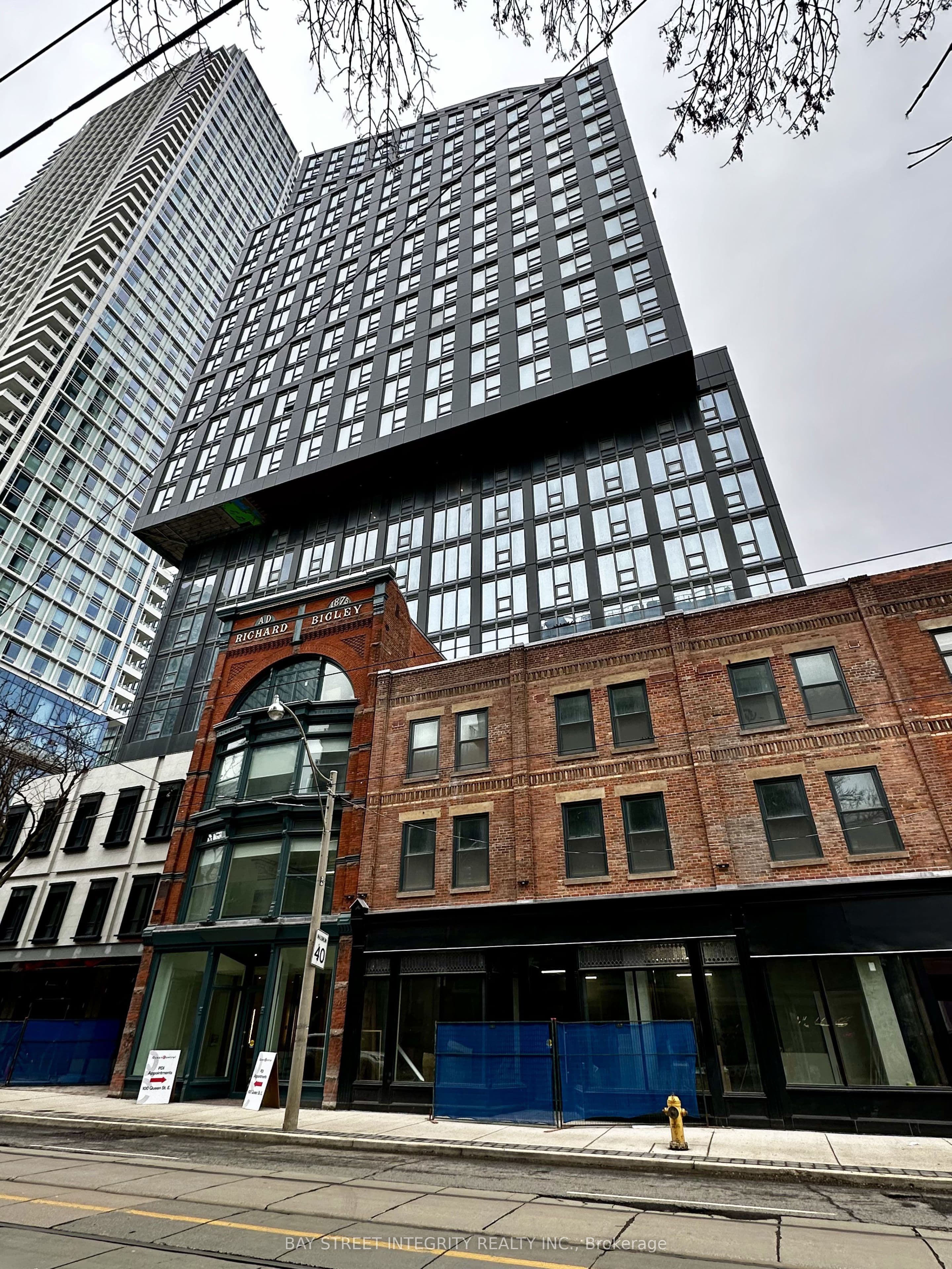 Unit 2902 100 Queen Street photo 1