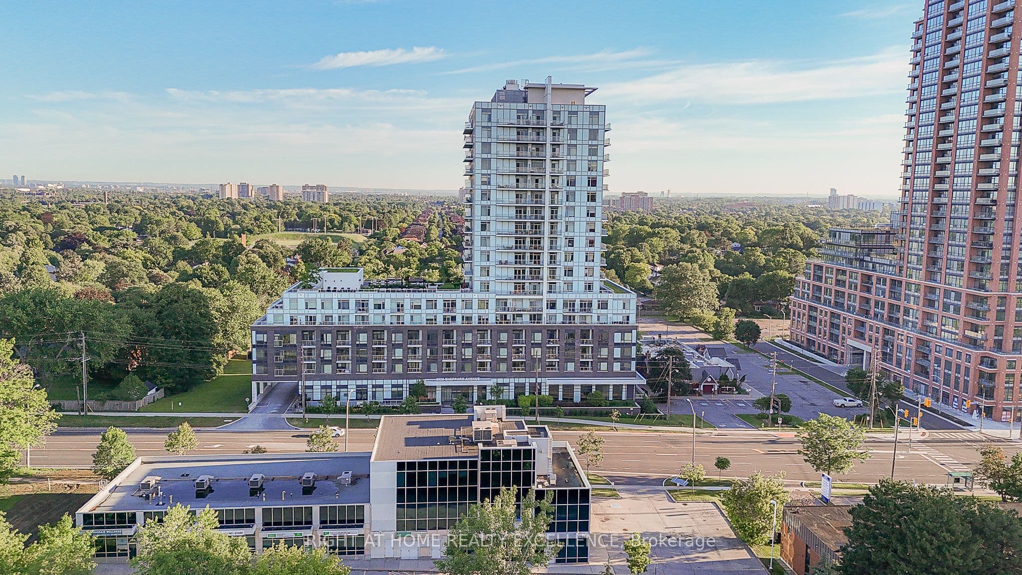 Unit 520 3220 Sheppard Avenue photo 1
