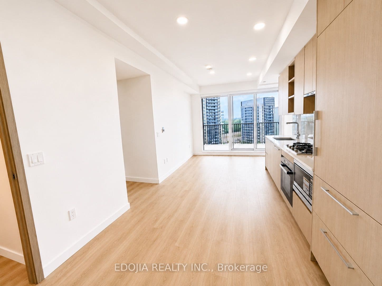 Unit 1815 18 Esther Shiner Boulevard photo 1