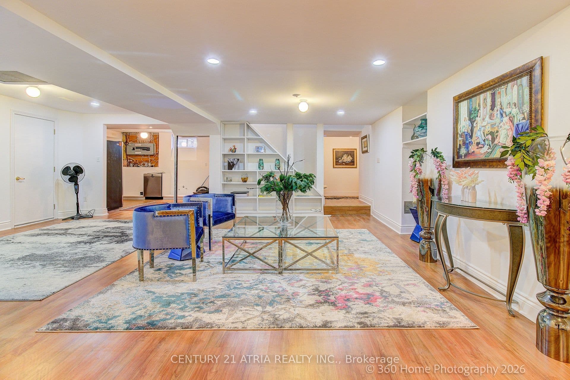 176 Laurentian Boulevard photo 1