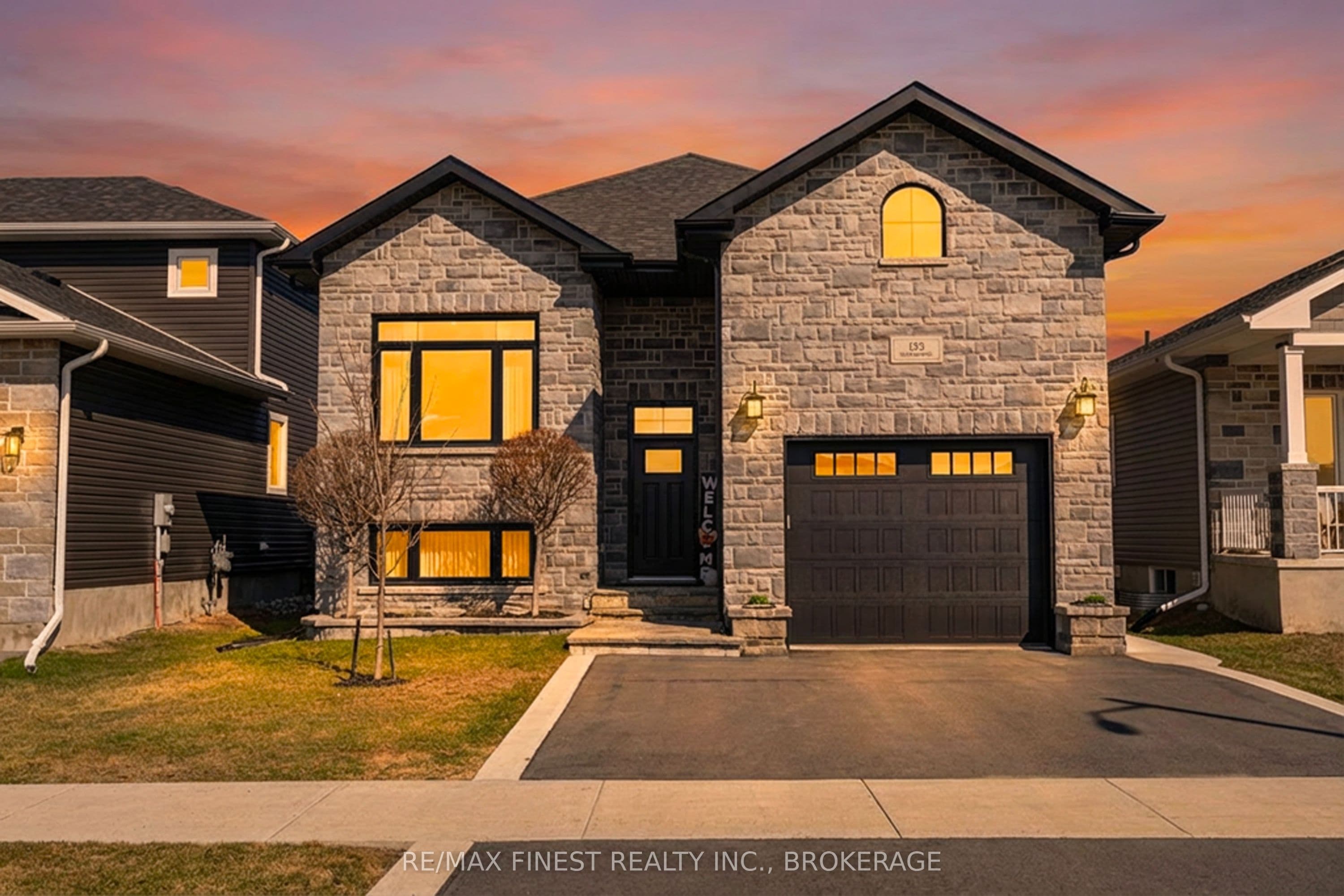 133 Brennan Crescent photo 1