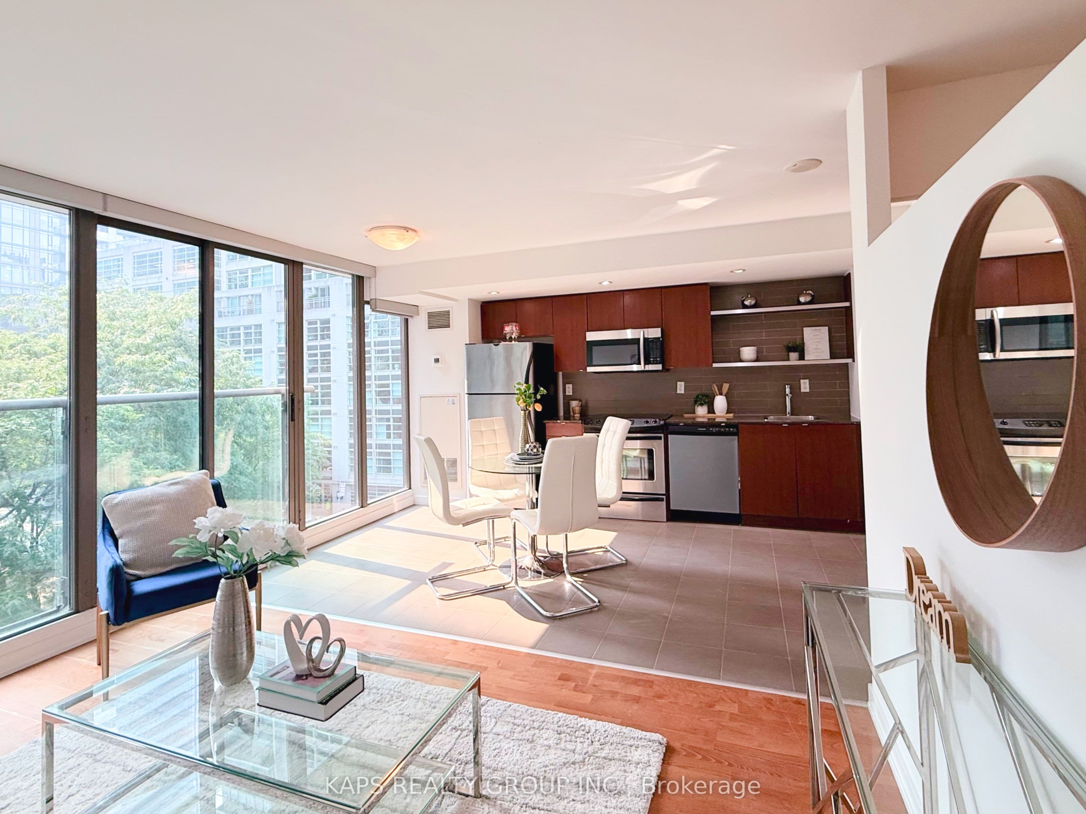 Unit 410 33 Lombard Street photo 1