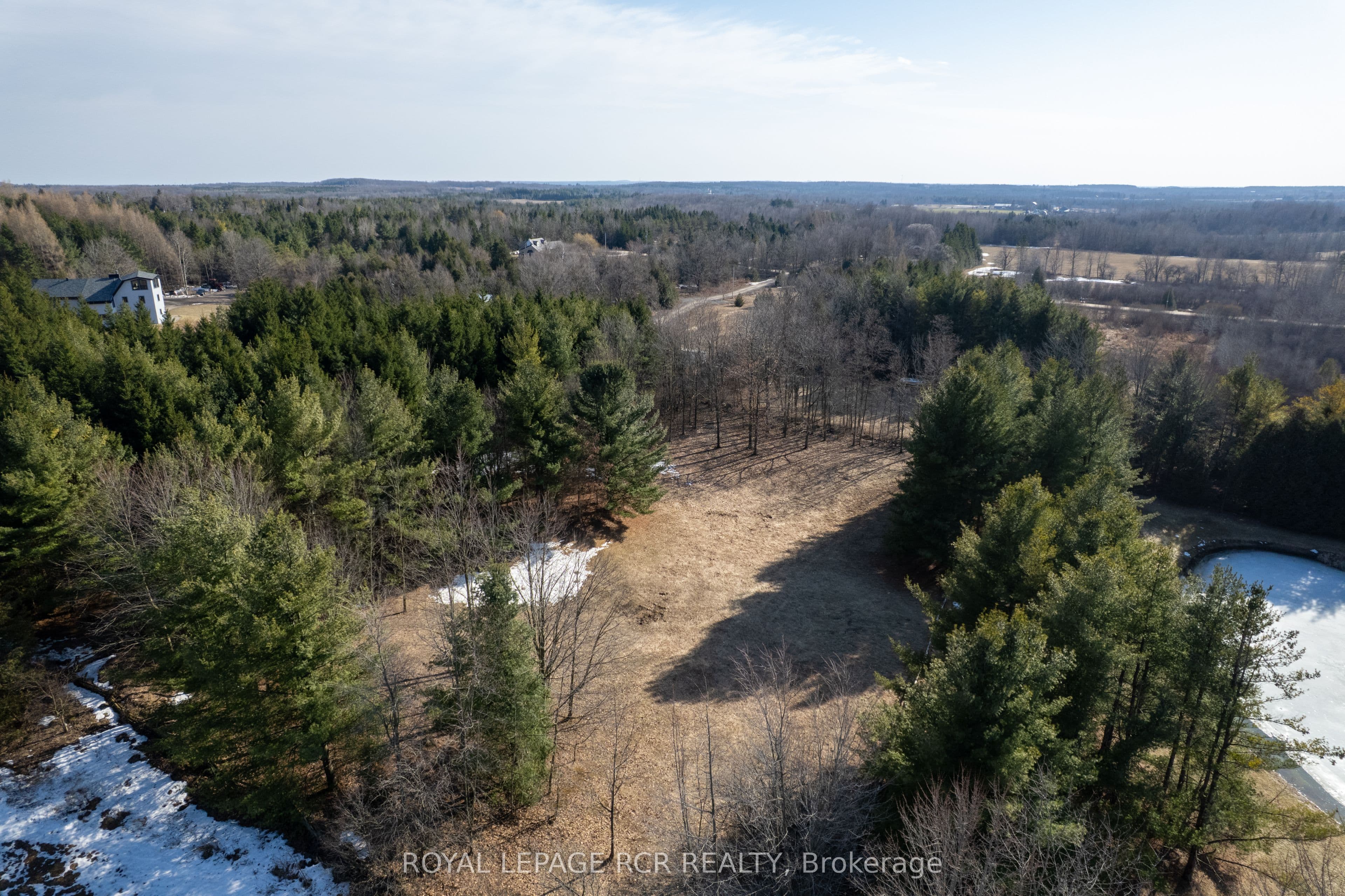 5163 Fourth Line photo 1