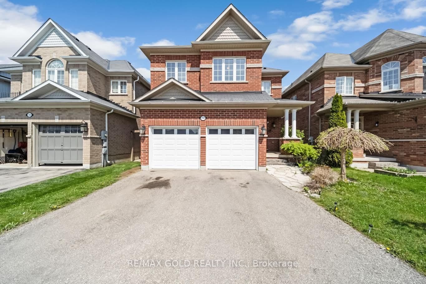 792 Arthur Parker Avenue photo 1