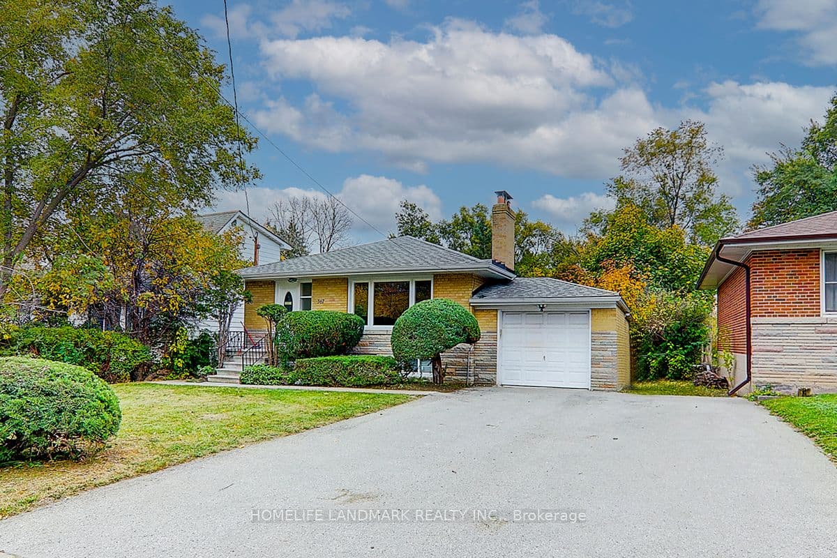 367 Cummer Avenue photo 1