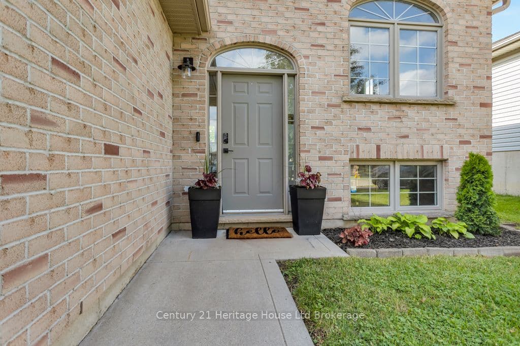 14 Herford Street photo 1