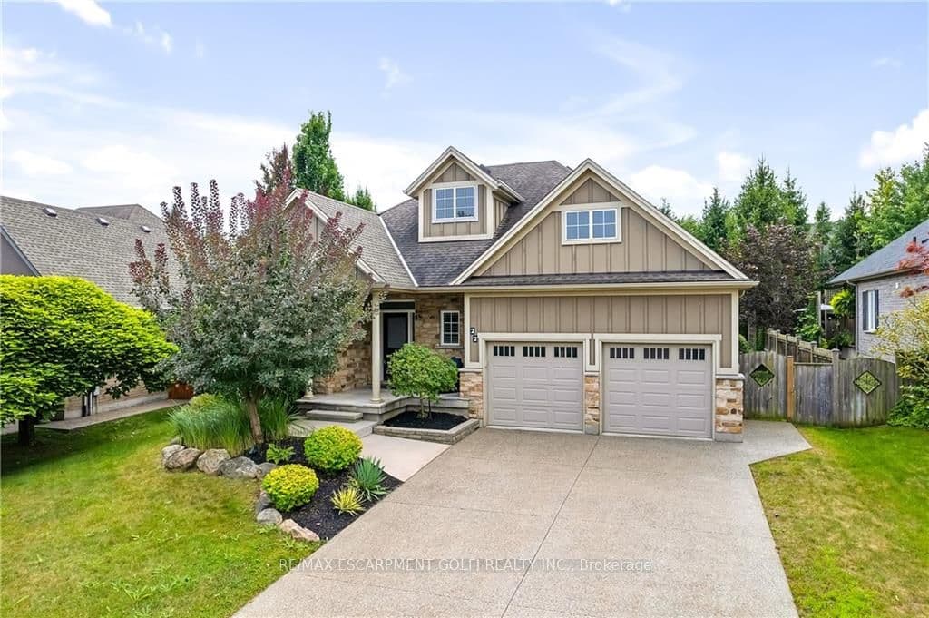 22 Creekside Drive photo 1