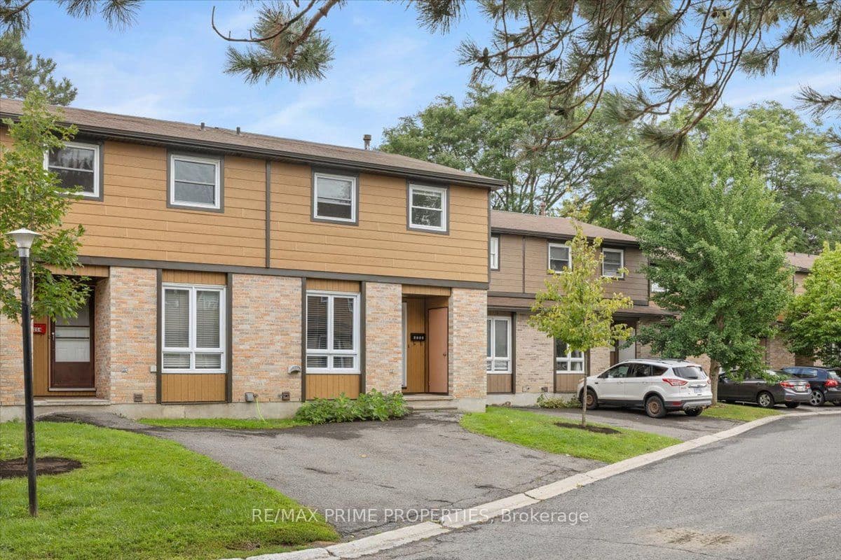 Unit 29 6252 Castille Court photo 1