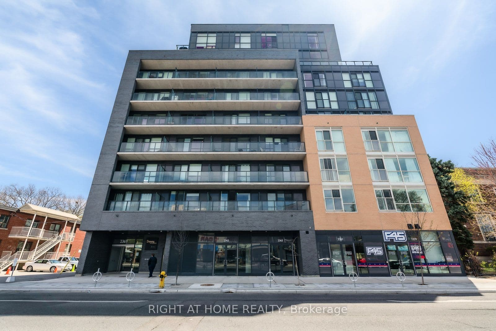 Unit 510 2369 Danforth Avenue photo 1