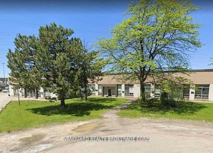 Unit 12-13 17 Canso Road photo 1