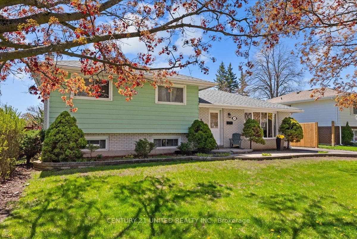 18 Belvedere Road photo 1