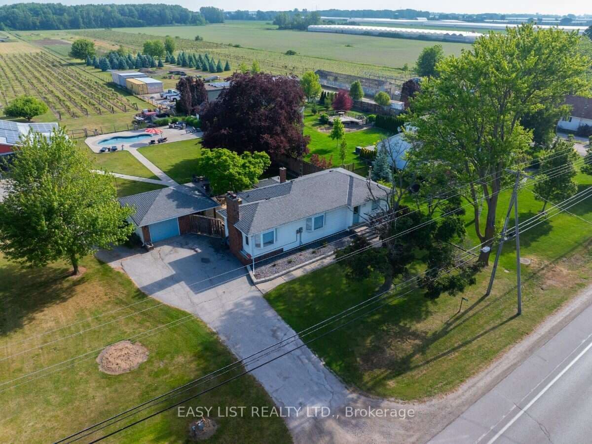 710 Seacliff Drive photo 1