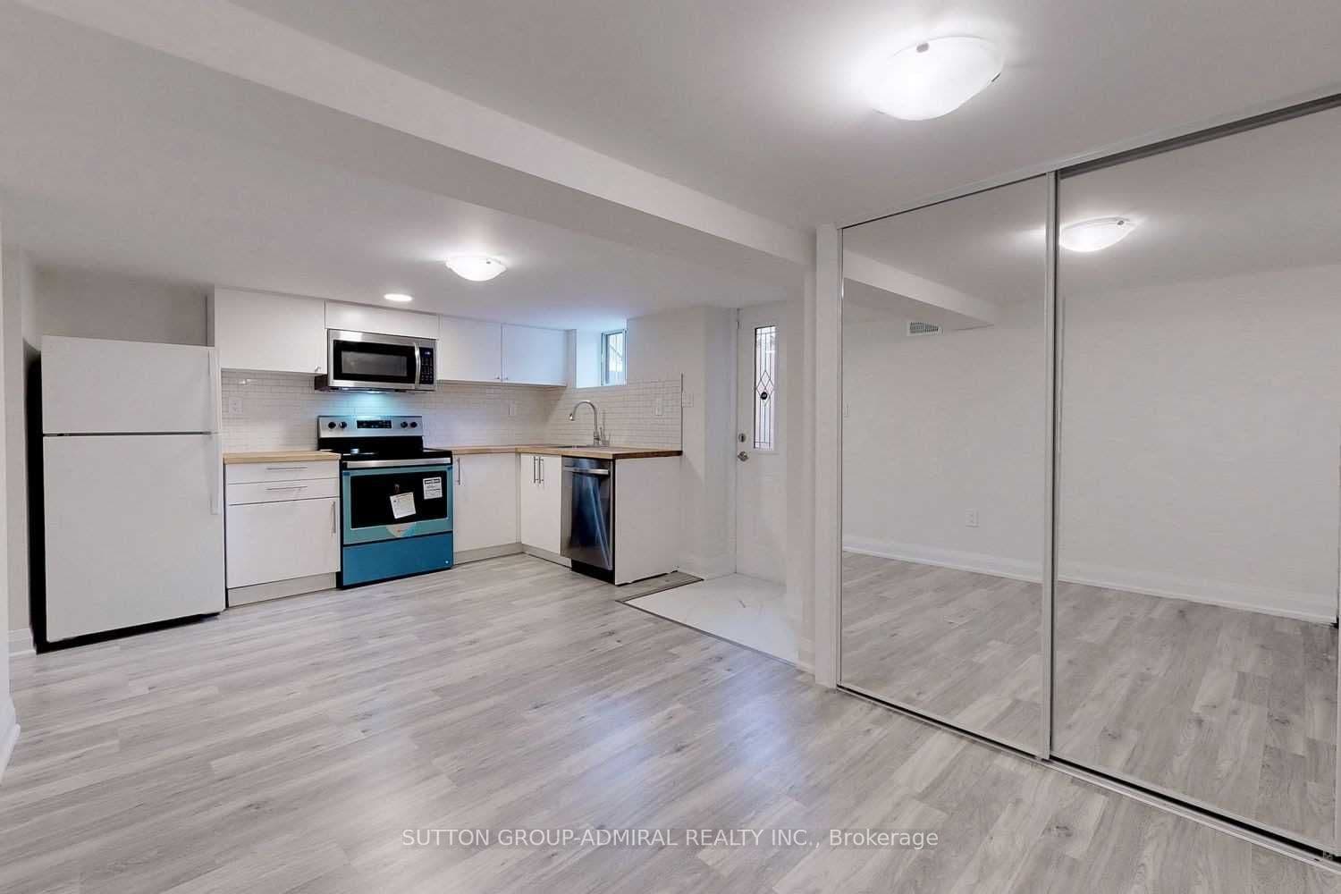 Unit Lower 126 Armstrong Avenue photo 1