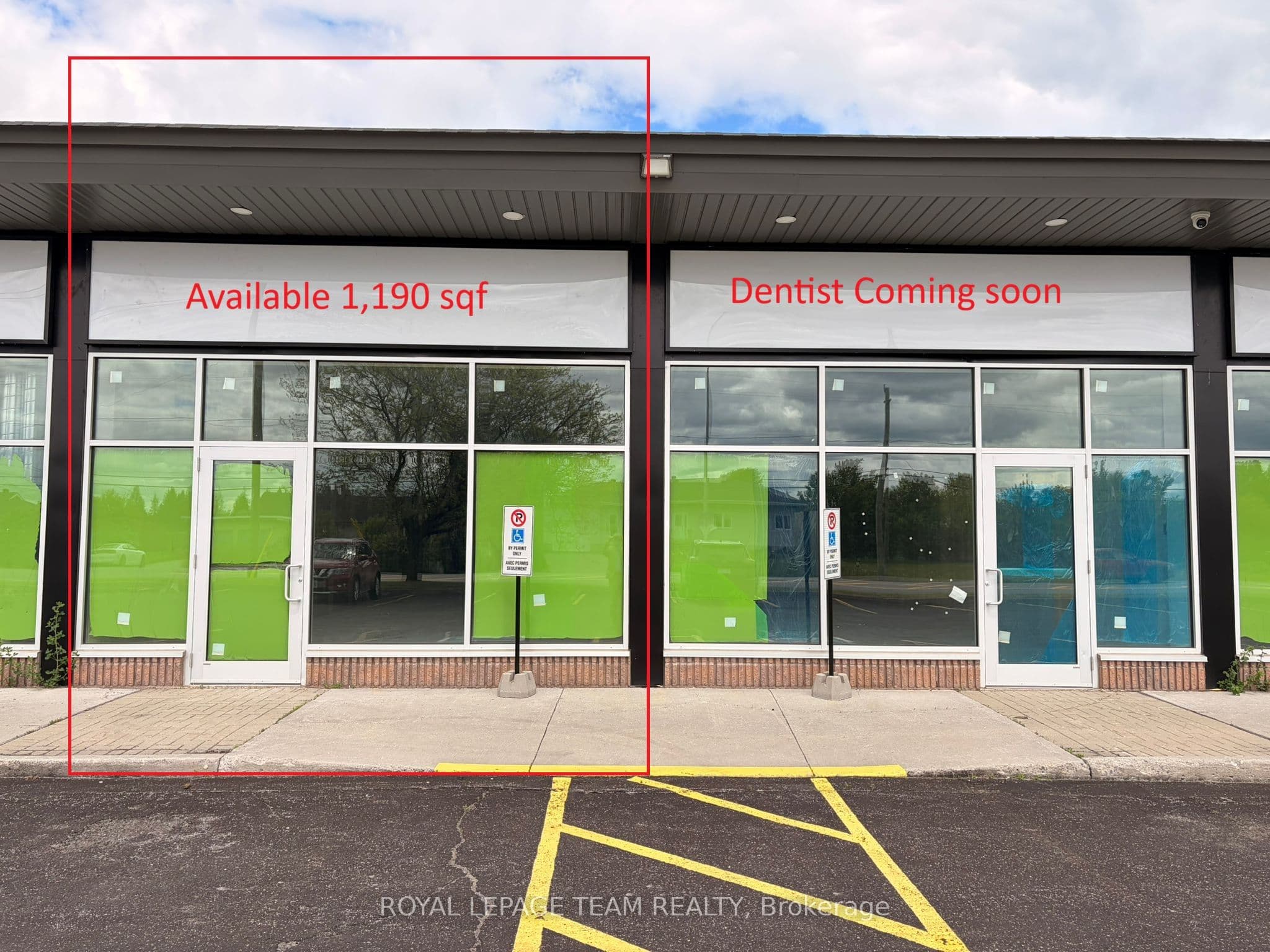 Unit 4 2808 Dunrobin Road photo 1