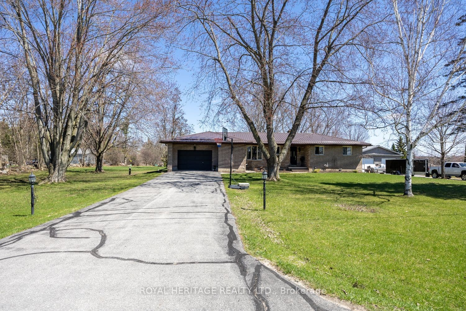 116 Beach Road photo 1
