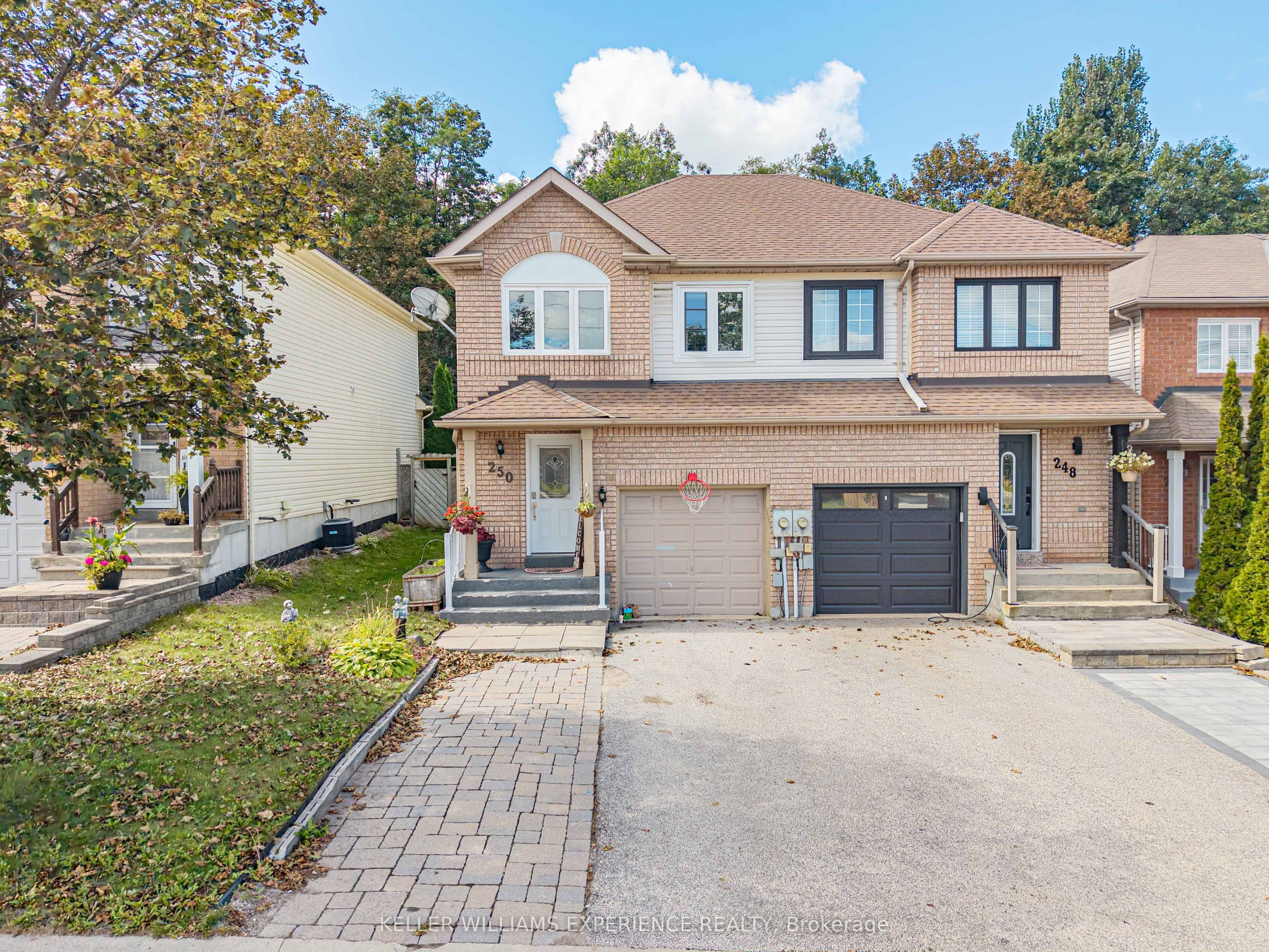 250 Ferndale Drive photo 1