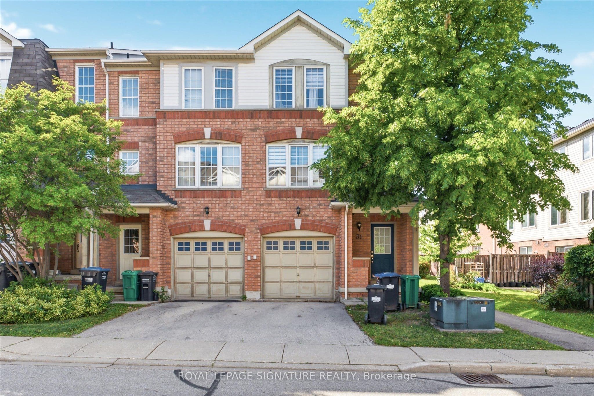 Unit 31 3030 Breakwater Court photo 1
