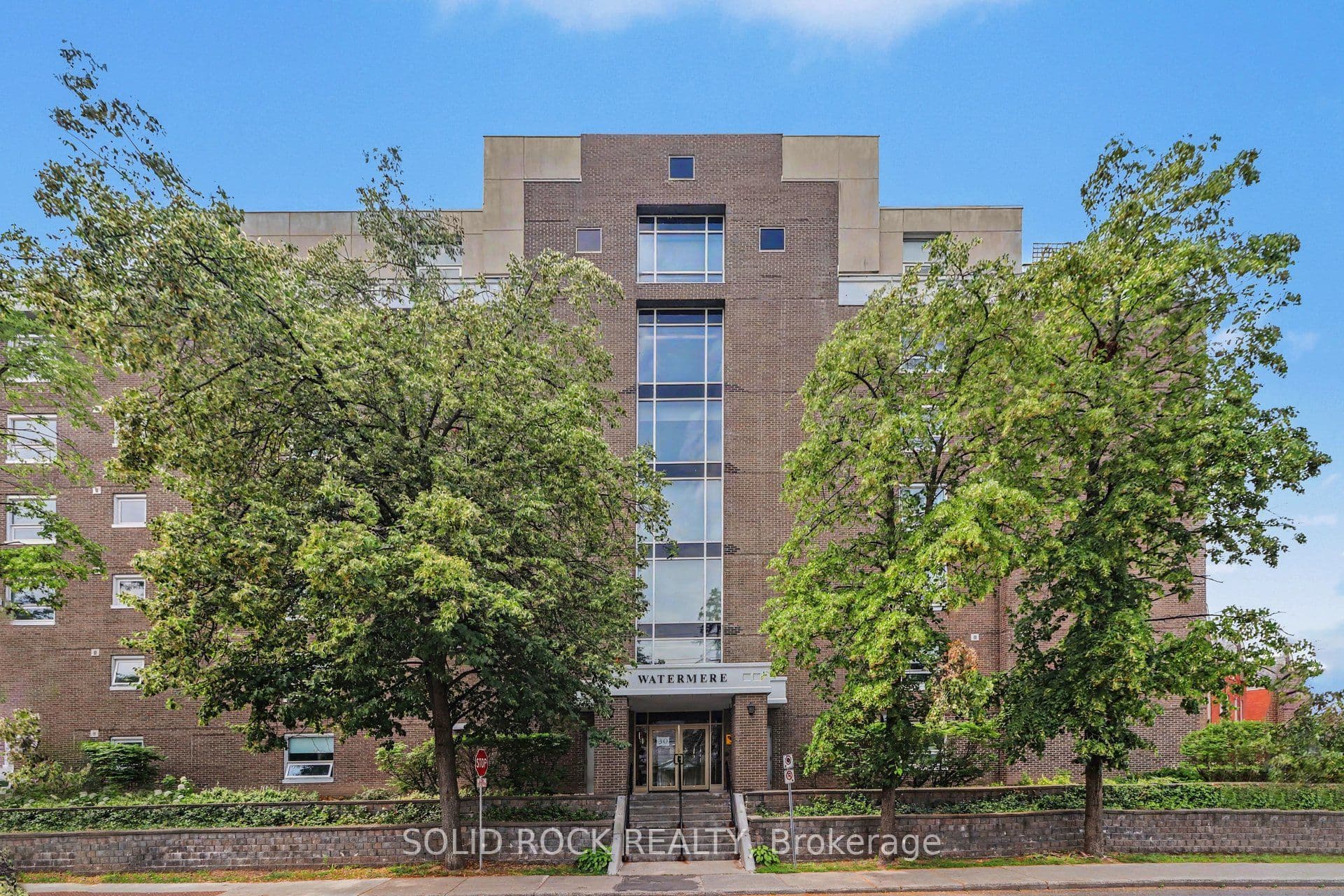 Unit 303 30 CHARLEVOIX Street photo 1