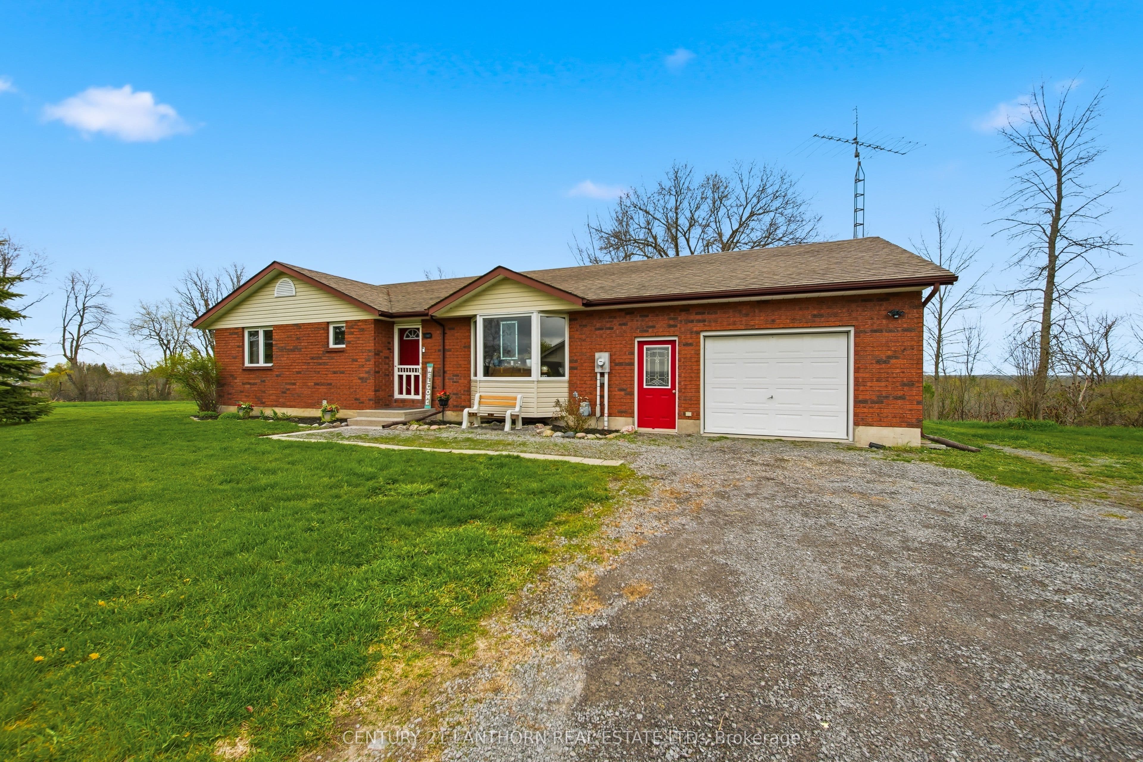 1337 Hamilton Road photo 1