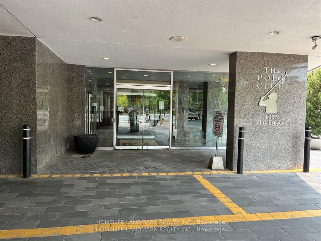 Unit 1401 1055 Bay Street photo 1