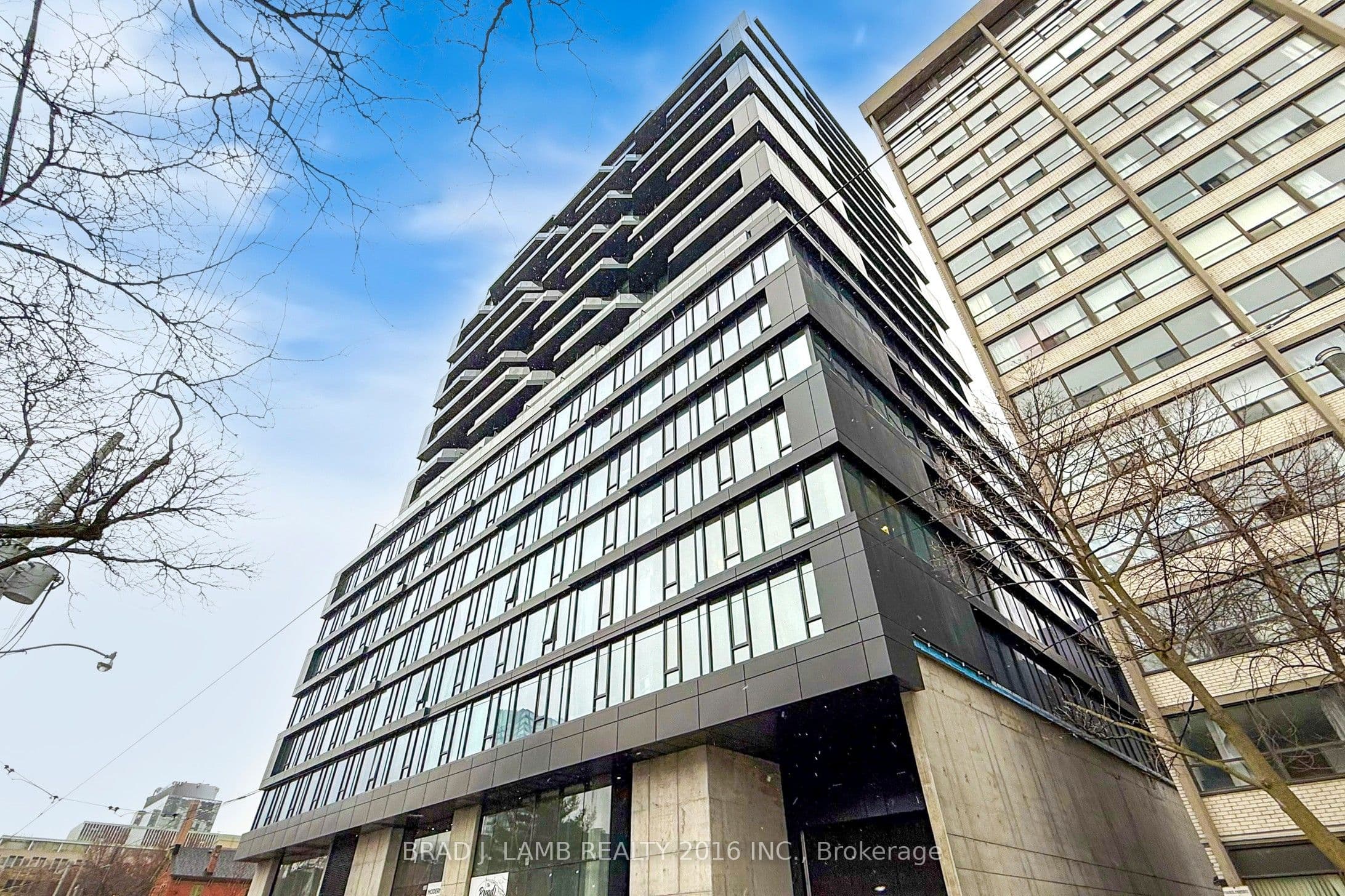 Unit 1403 195 McCaul Street photo 1