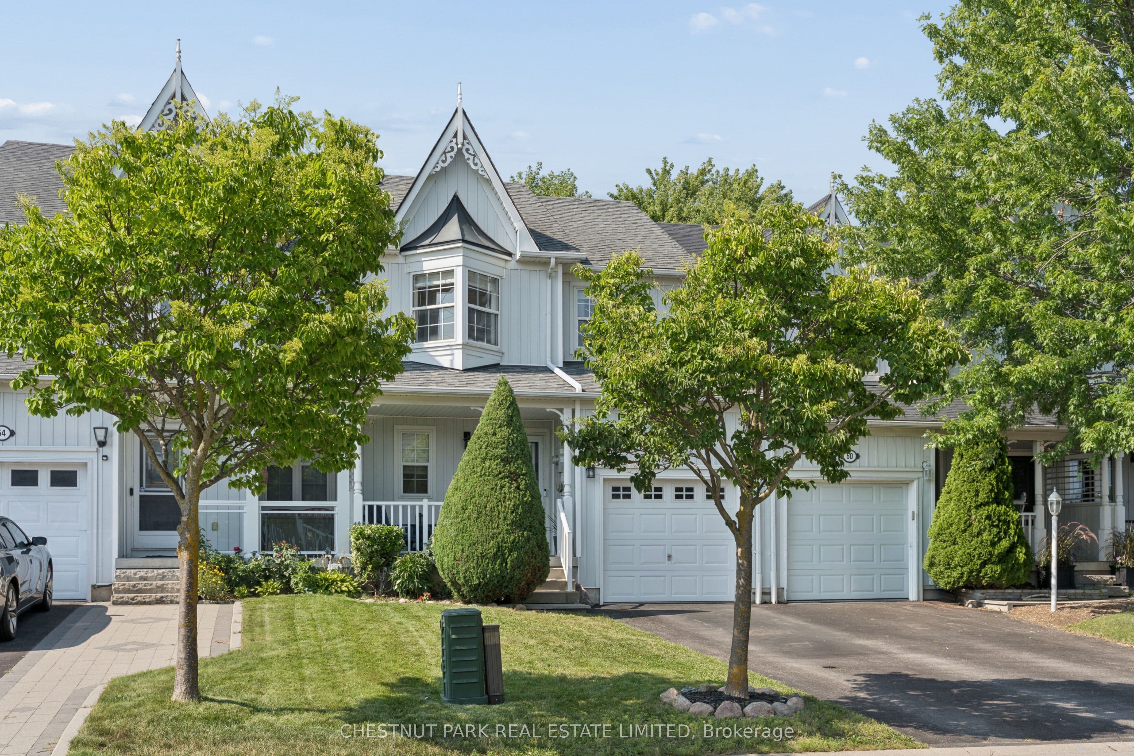 52 Bexley Crescent photo 1